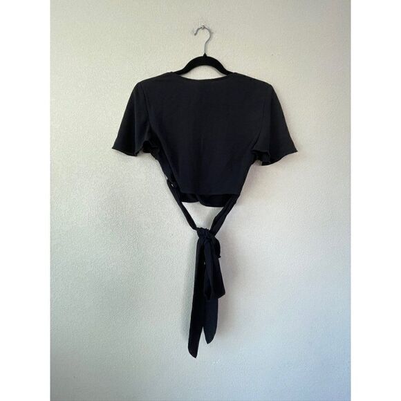 NWT! Show Me Your Mumu Black Wrap Crop Top Size Small - Picture 6 of 6